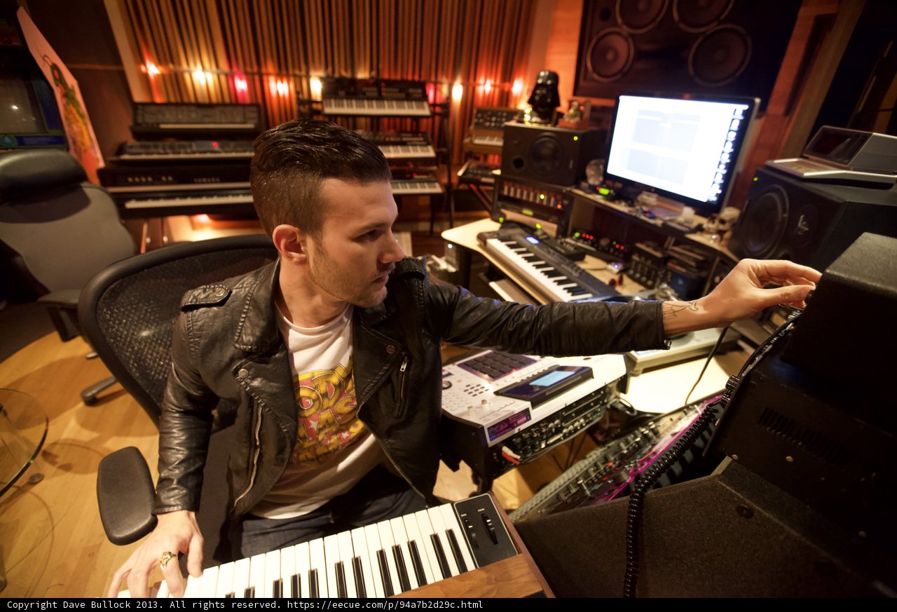 Keyboard Virtuoso in the Recording Studio