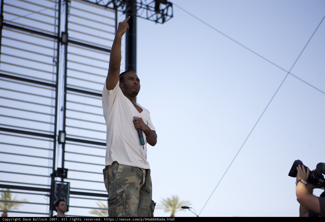 Pharaoh Monch Reaches Out to the Crowd