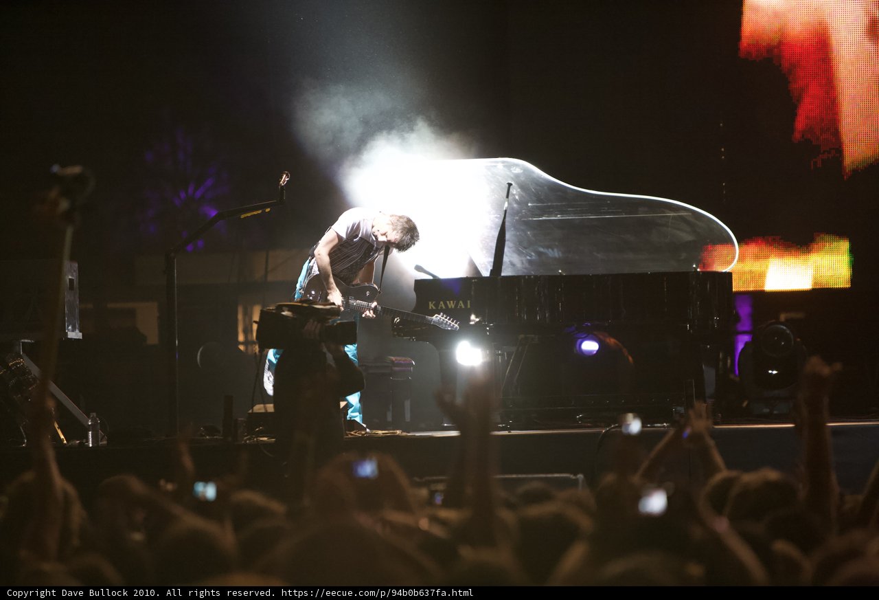 Matthew Bellamy's Epic Piano Performance at Coachella