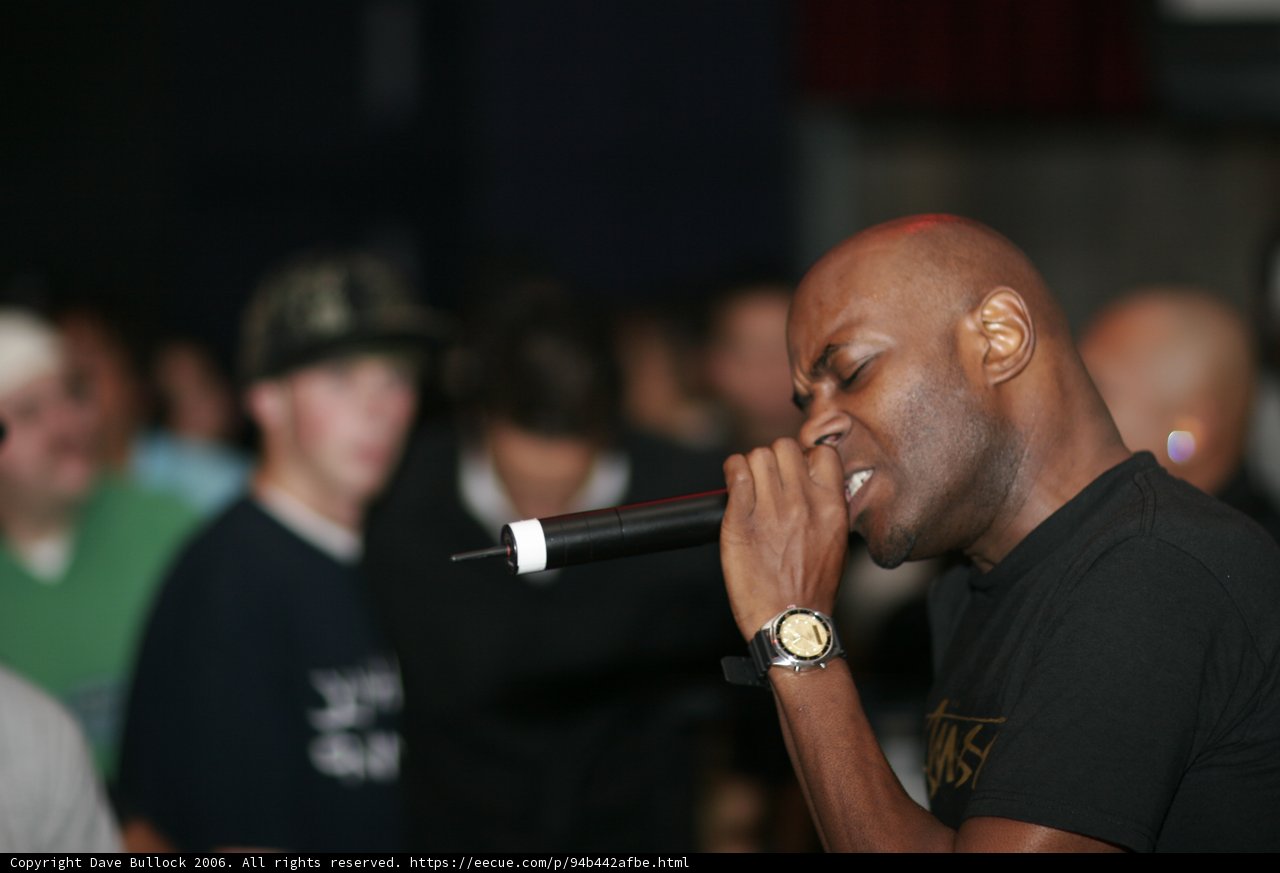 MC Q electrifies the crowd with his beats