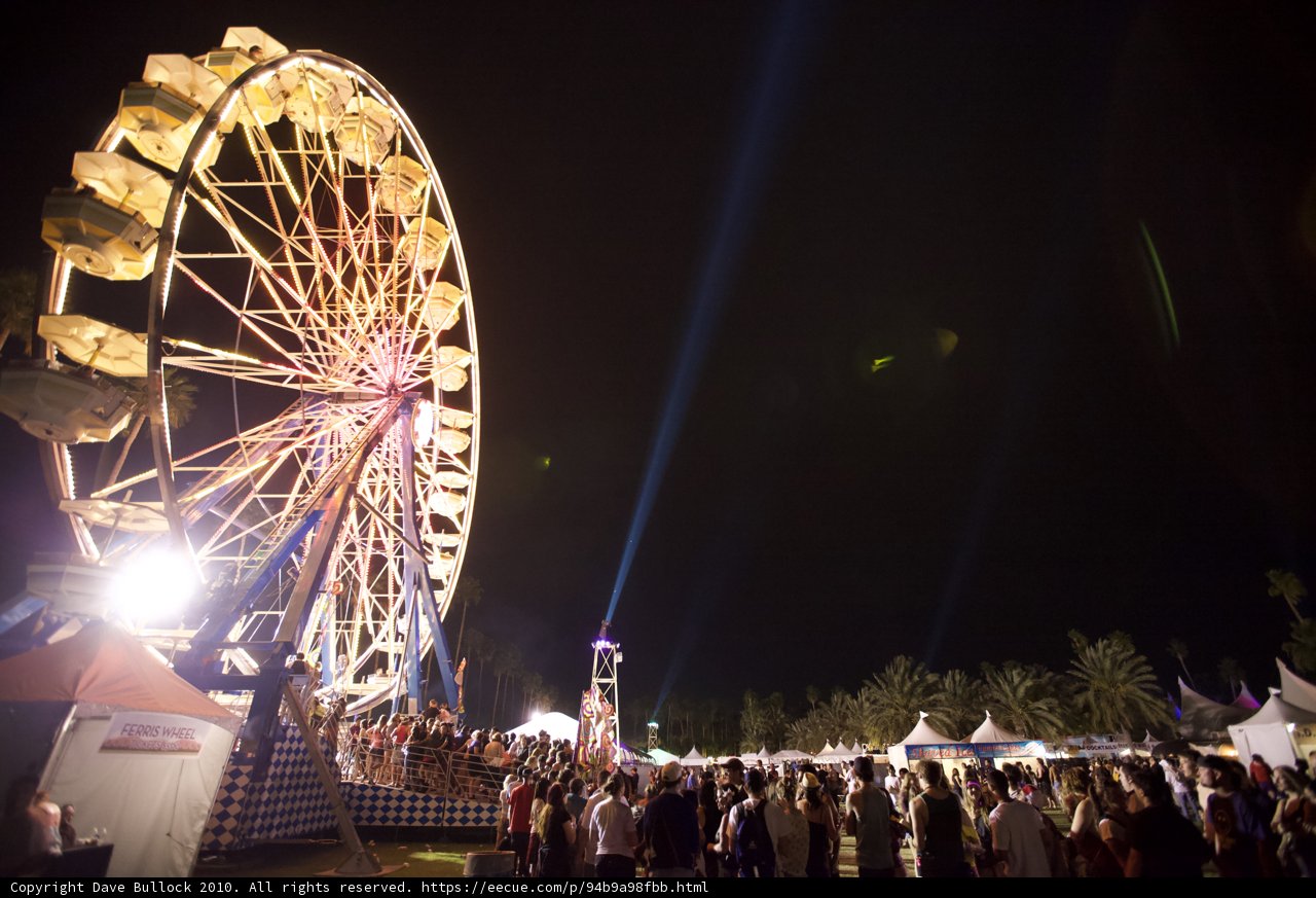 Nighttime Fun at Coachella Ferris Wheel