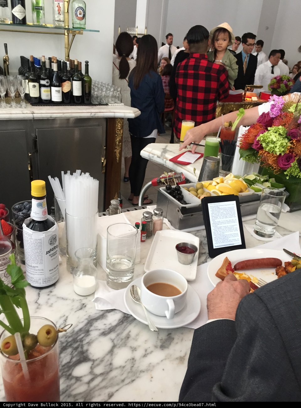 Brunch Bar Scene