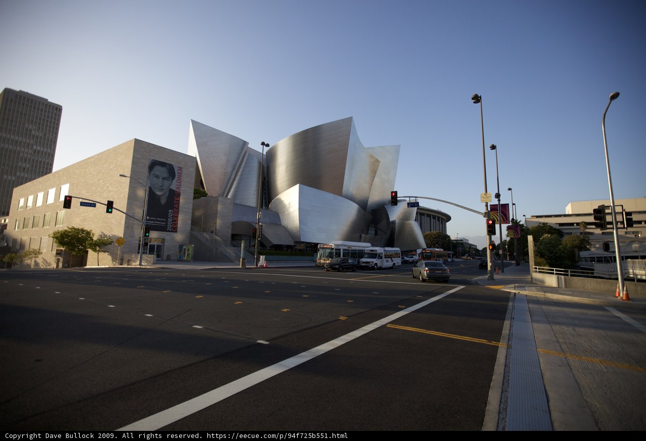 The Metal Giant of the Urban Metropolis