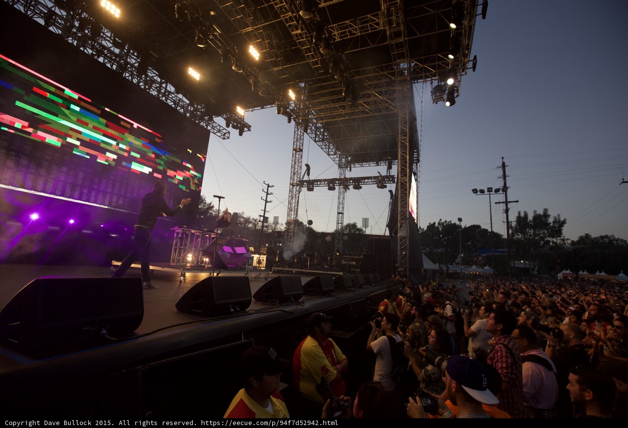 Pixelated Visuals Wide Stage
