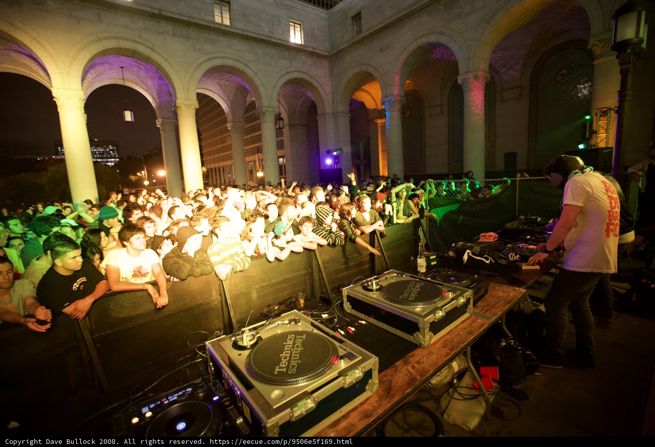 Urban Deejay Rocks the Nightlife in 2008 Detour Album Tour