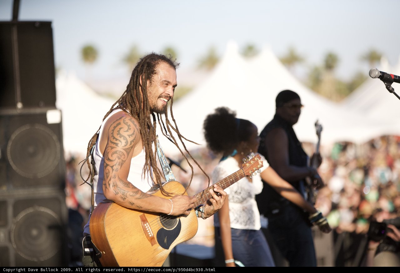 Michael Franti strums his tunes at Coachella 2009