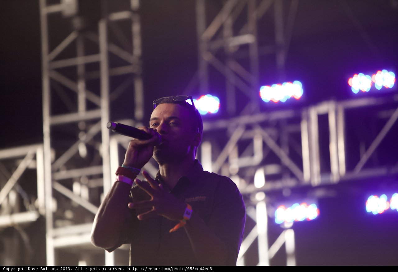 Spotlight on a Solo Performer at Coachella