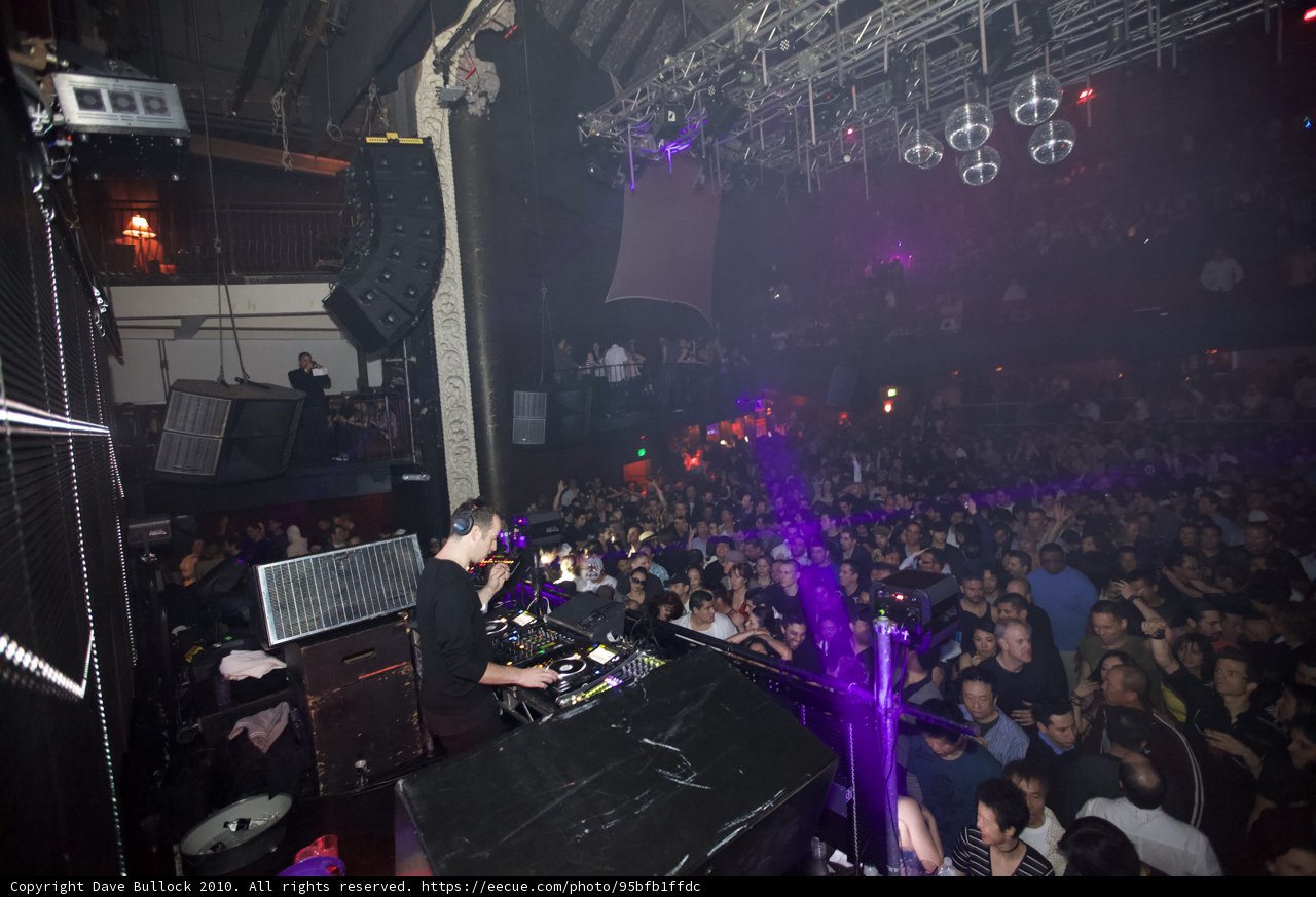 Urban Nightclub Vibes