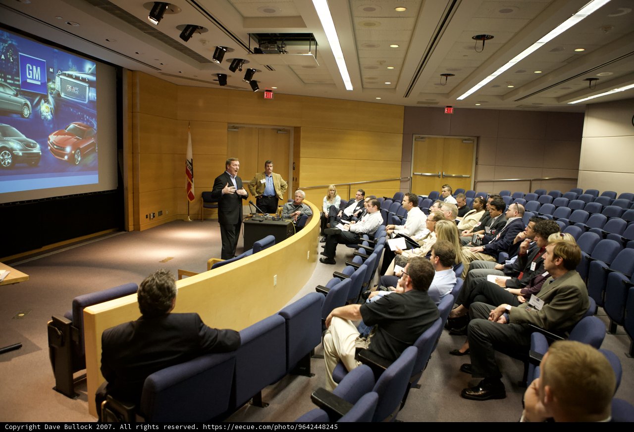 Chris Wallace delivers a lecture to a packed auditorium