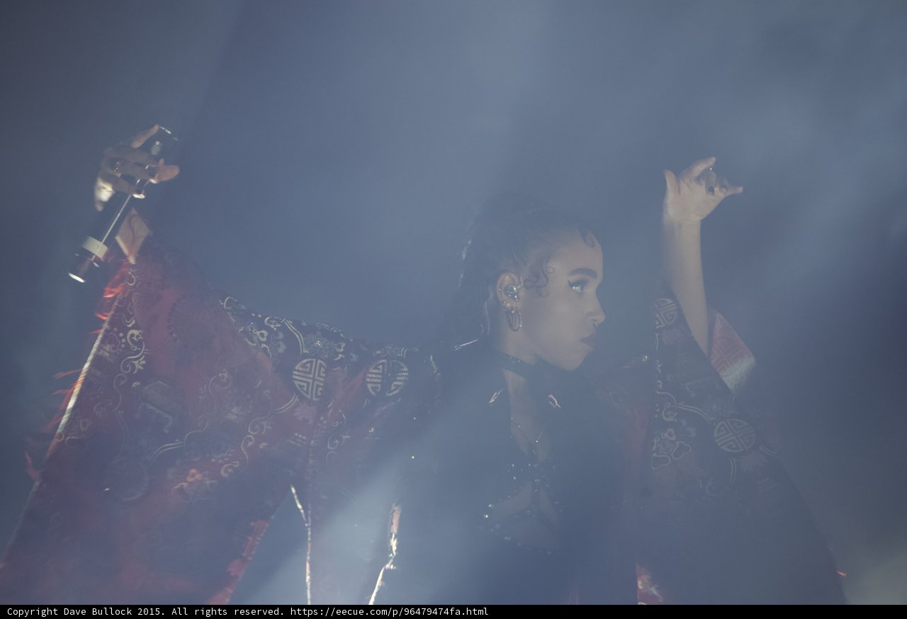 FKA twigs Profile Heavy Haze Red Brocade Kimono Baby Hairs Earring Atmospheric Dramatic Lighting
