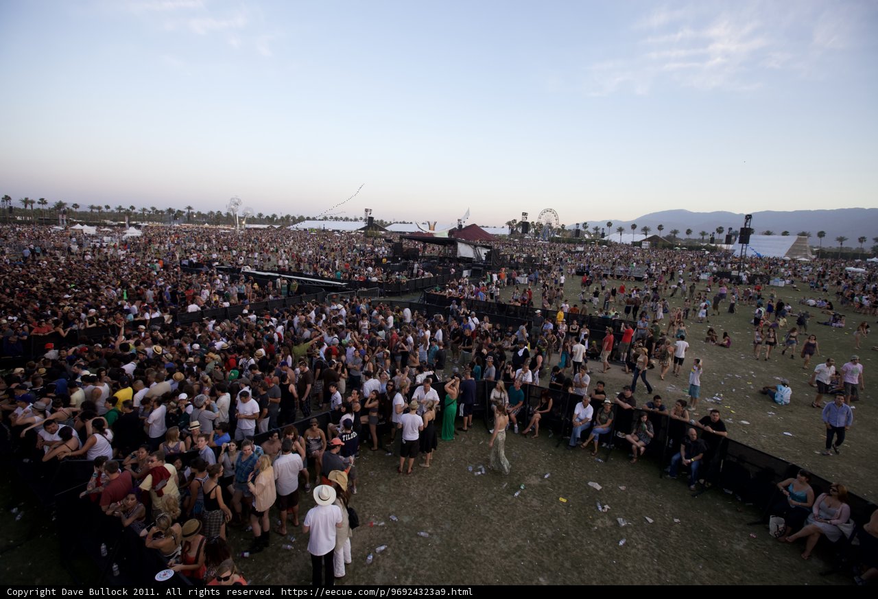 Coachella 2011: A Sea of Smiling Faces