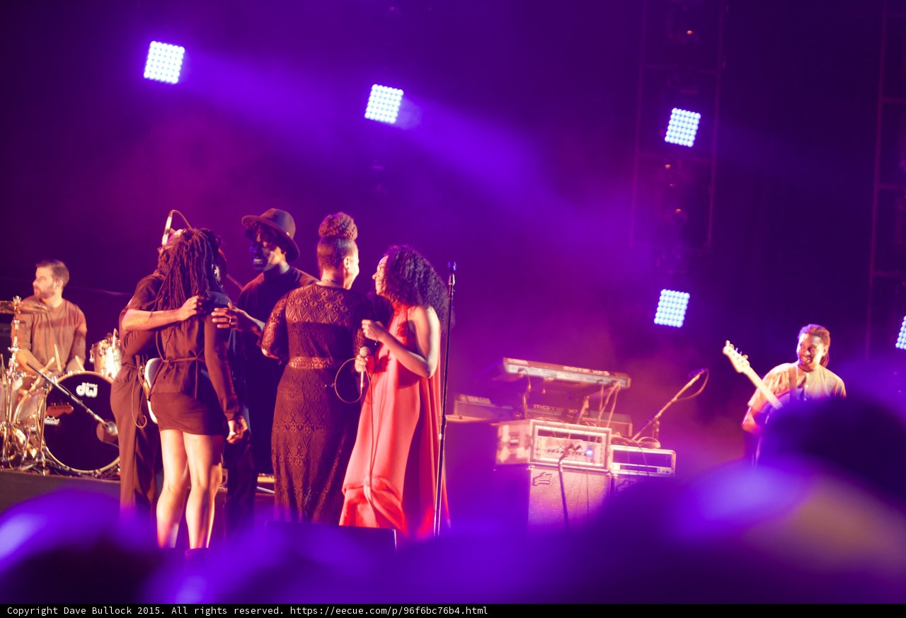 Solange Band Finale Gathering Red Dress Hat Vocalist Guitarist LED Panels Purple