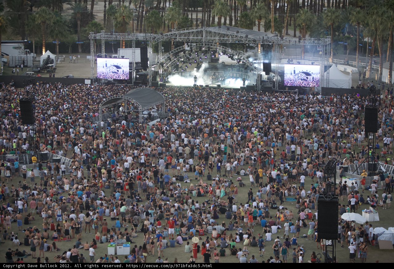 Coachella Concertgoers Gather for Weekend 2 Finale