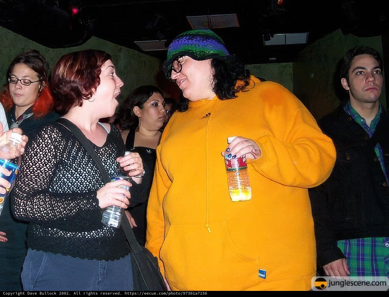 Chatting in Orange