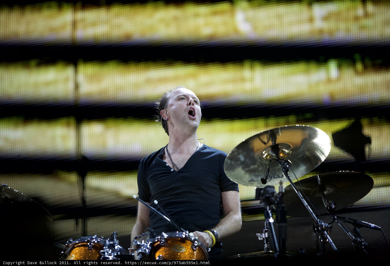 Lars Ulrich rocks the crowd with his drumming