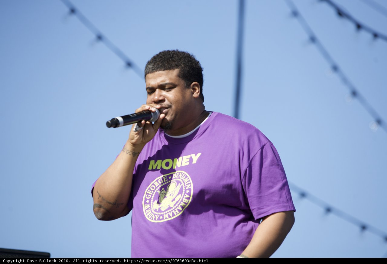 Purple Shirt Performer