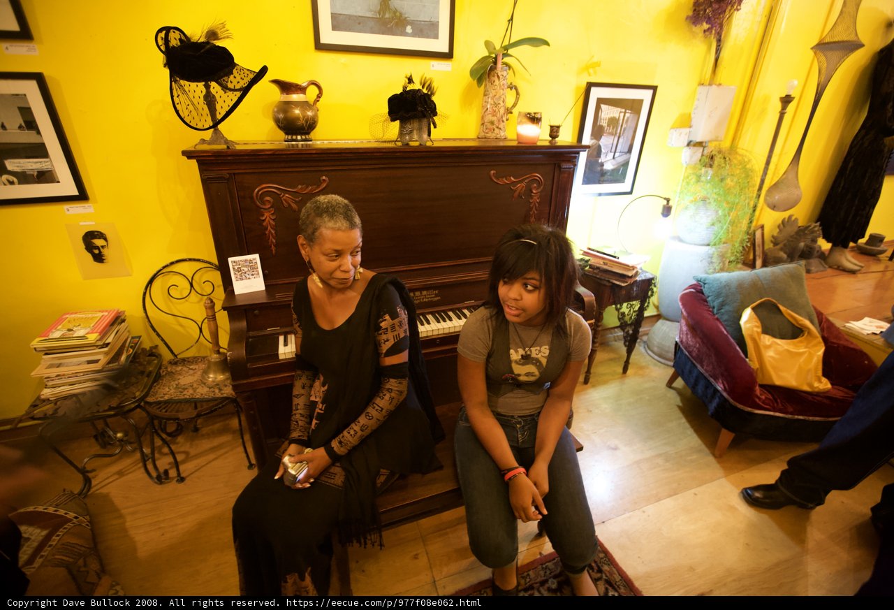 Piano Sitters