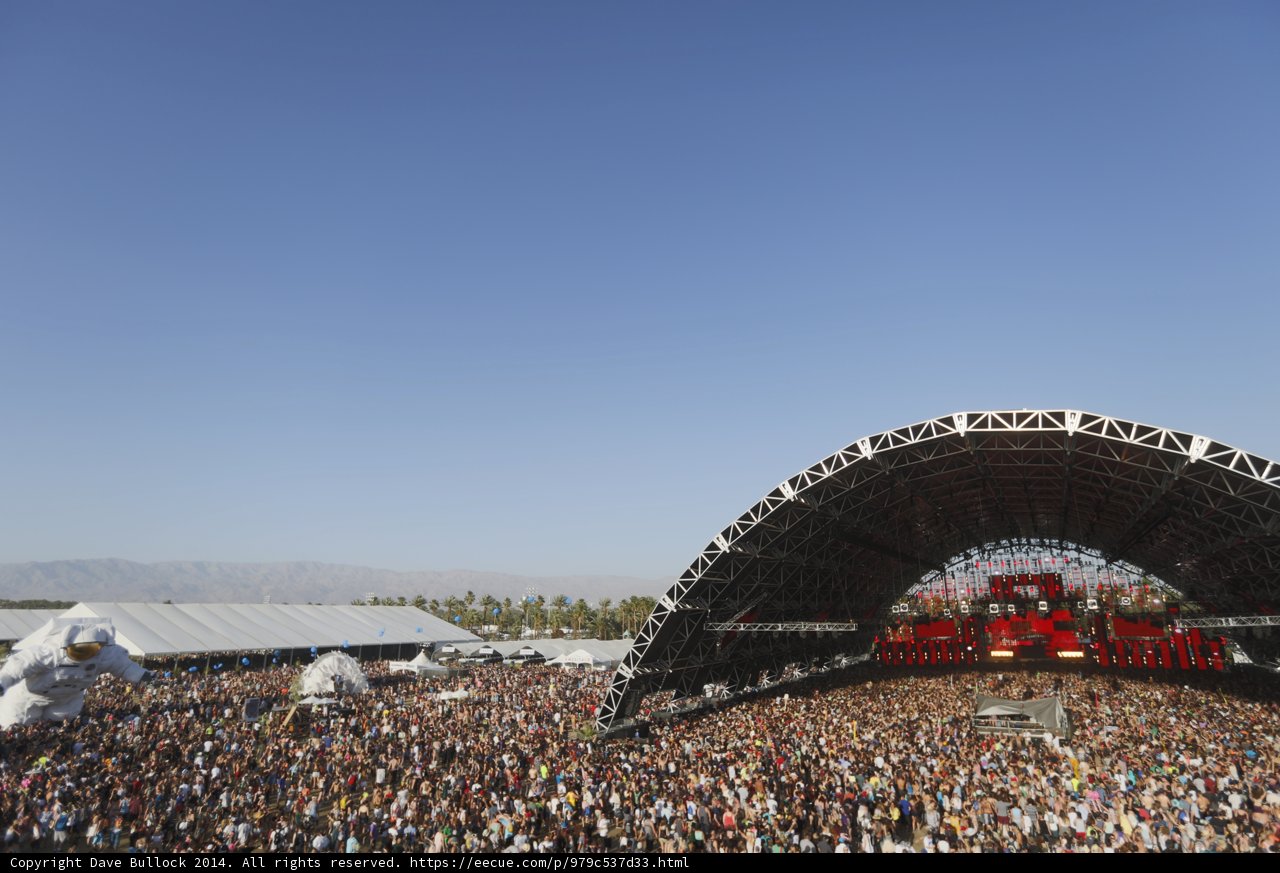 Coachella Music Festival Brings the Crowd Together