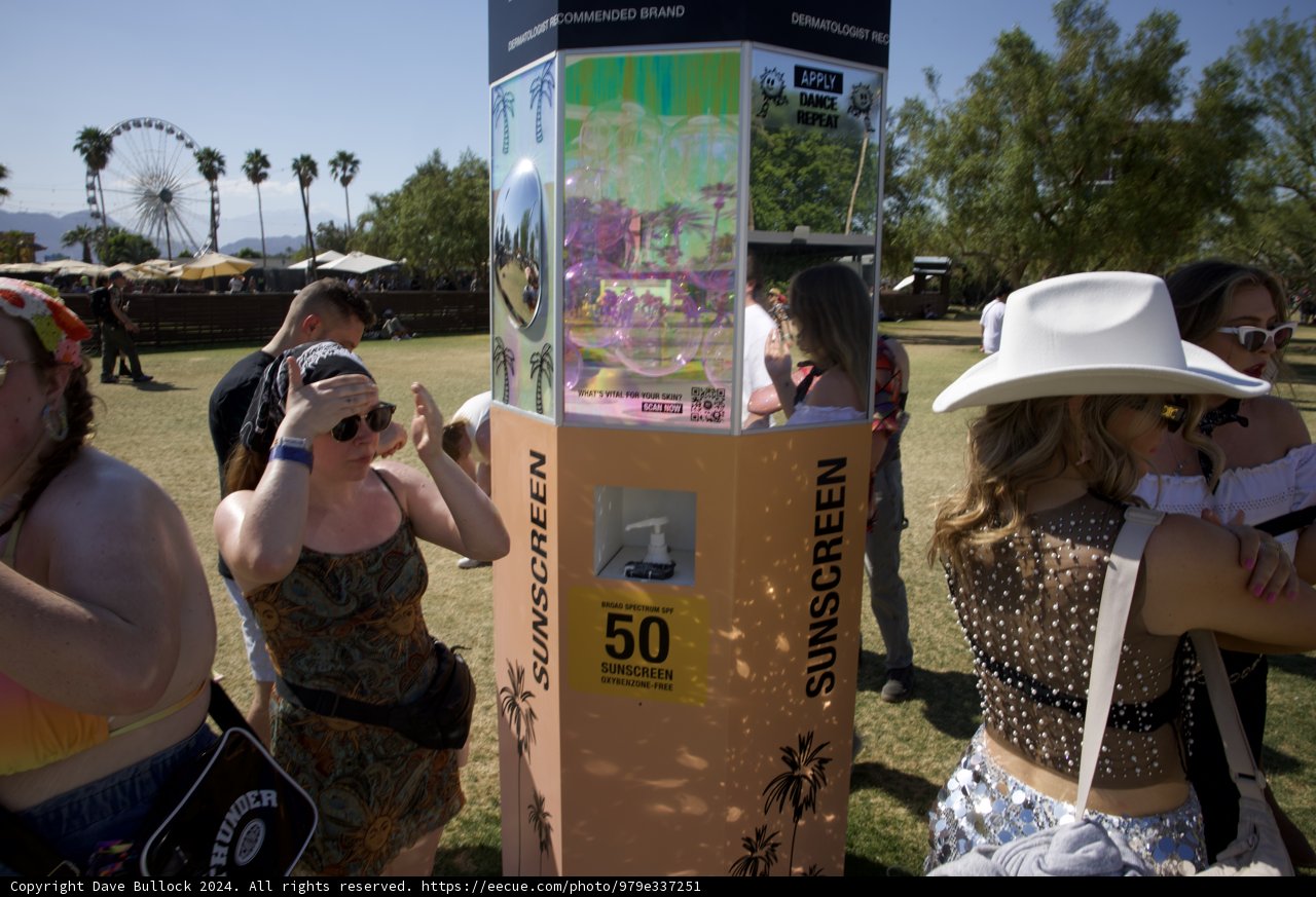 Sunny Festival Vibes: Protecting the Skin at Coachella 2024