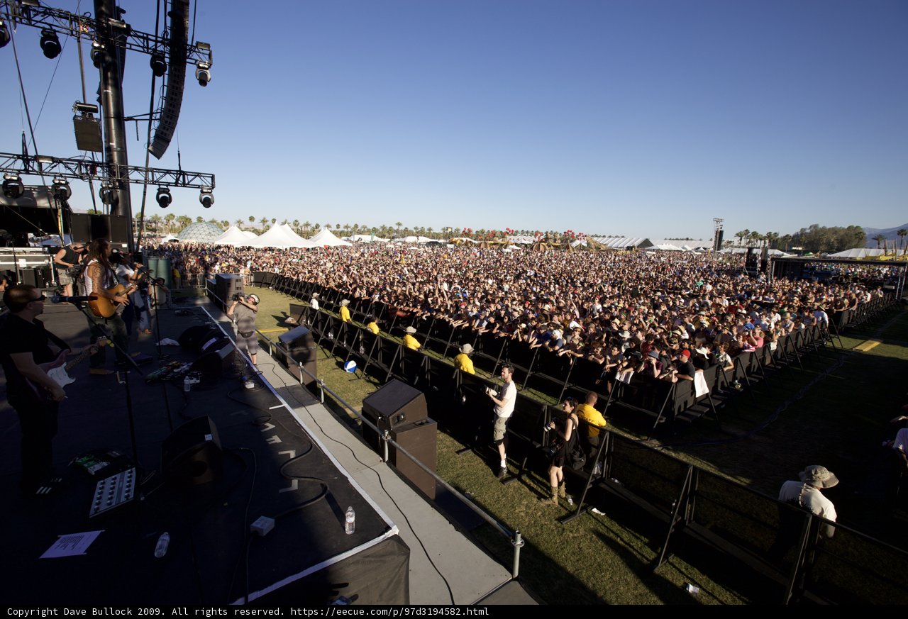Coachella 2009: Electric Crowd