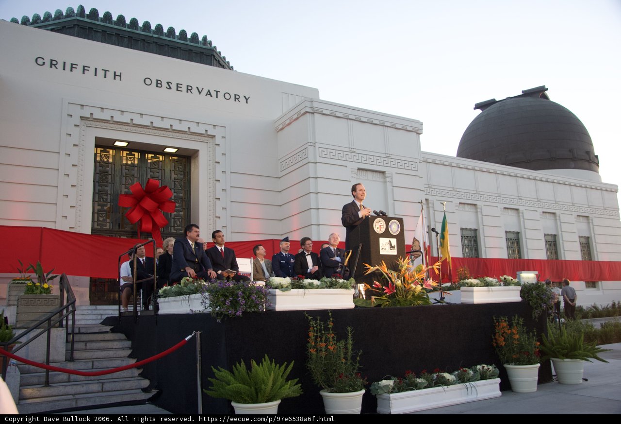 President Obama opens new National Museum of American History