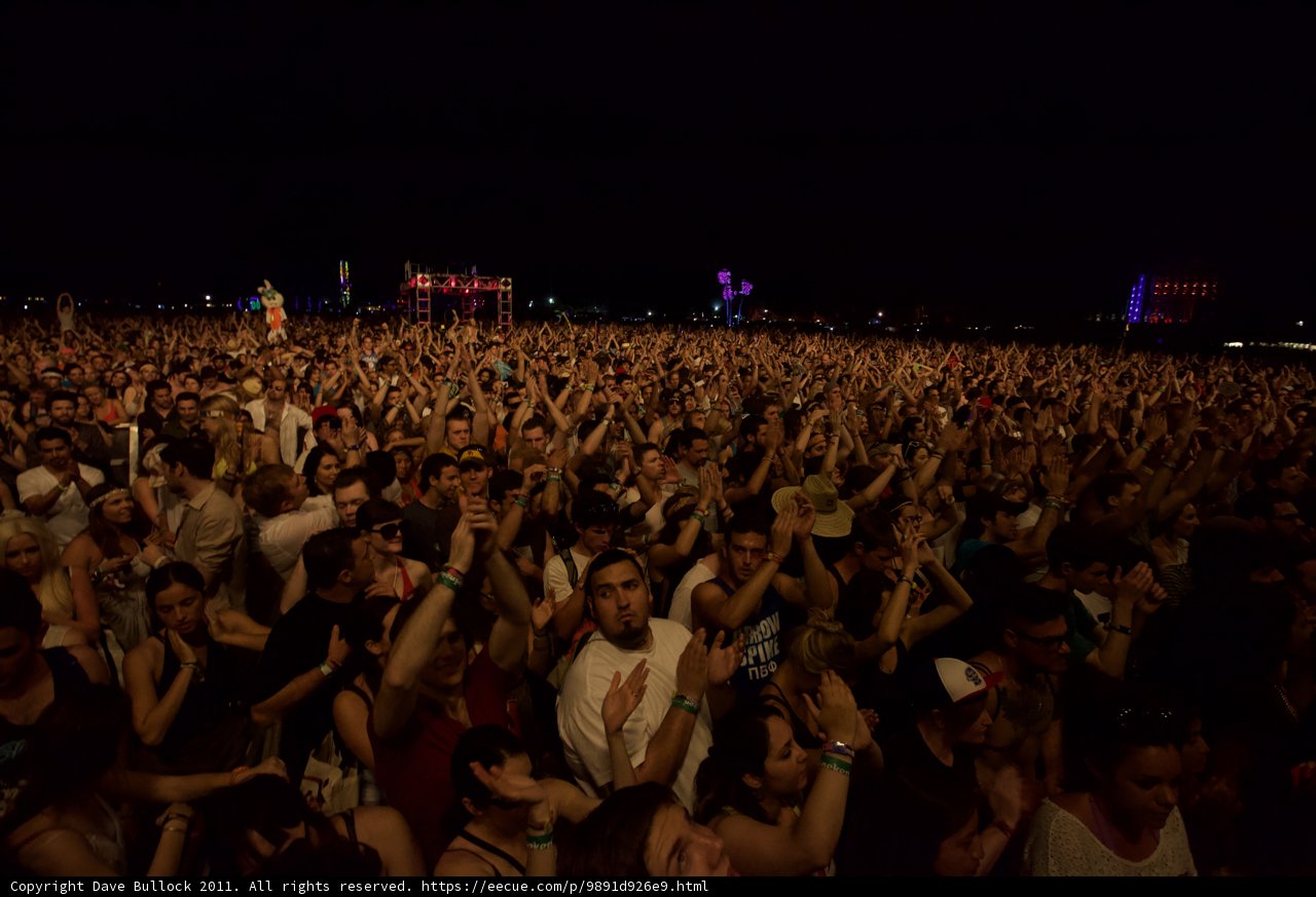 Coachella 2011 Crowd Goes Wild