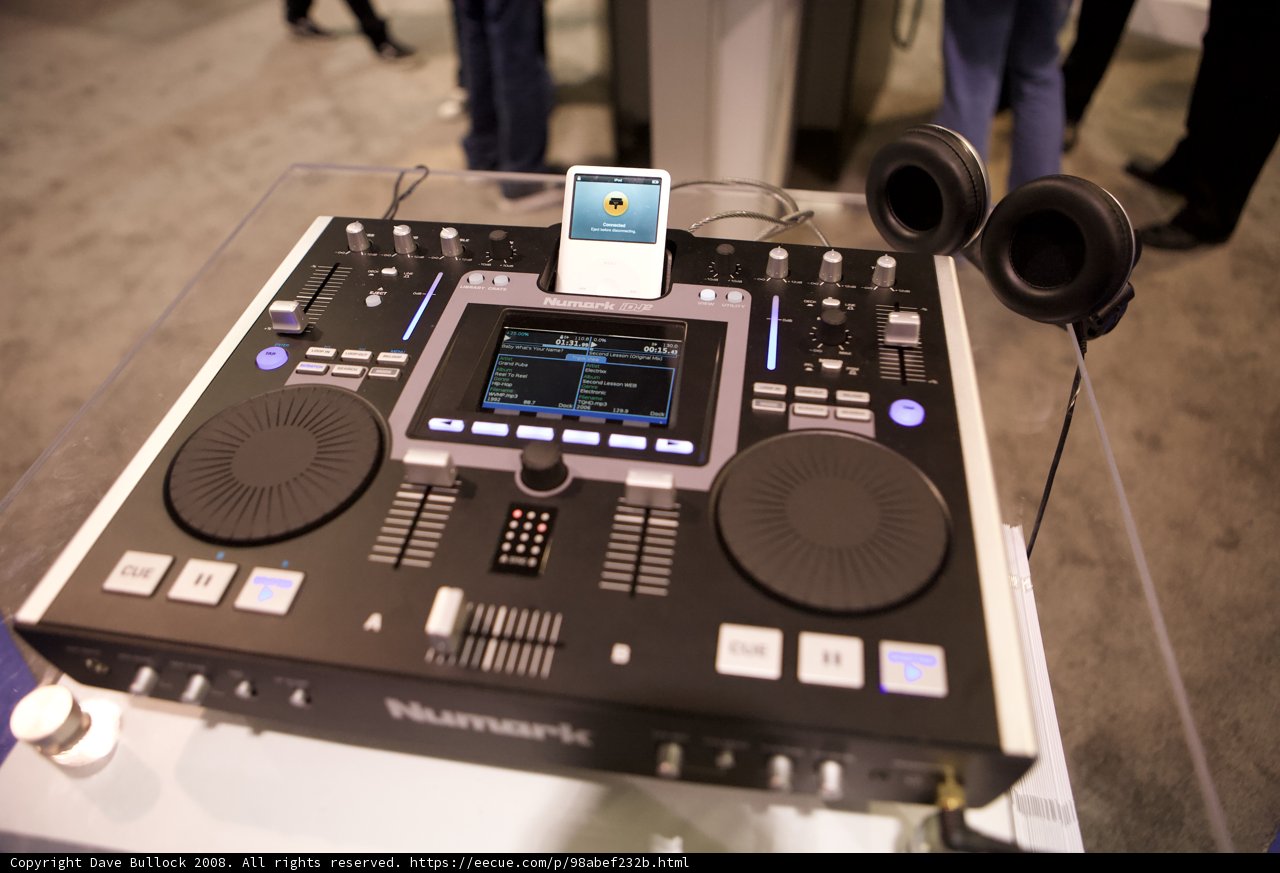 DJ Mixer and iPod Setup