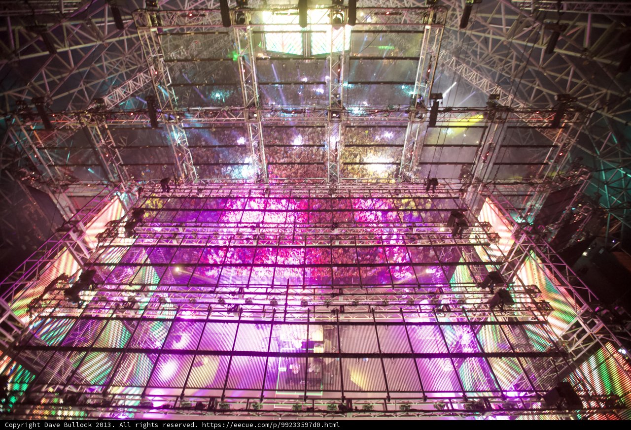 Illuminating Architecture at Coachella