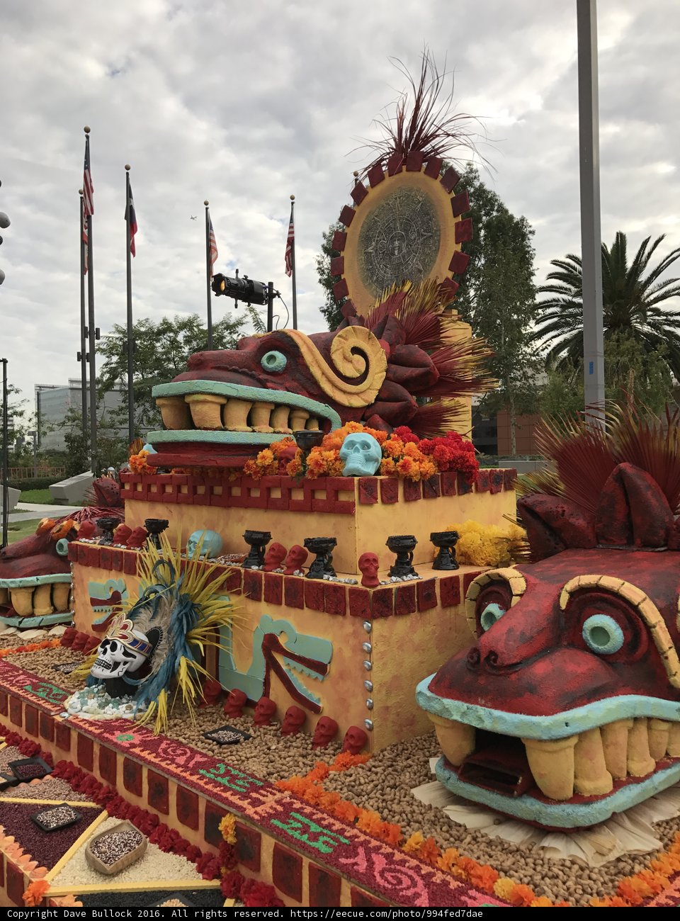 Majesty in Grand Park