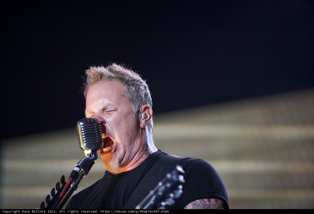 Metallichead's Electrifying Solo Performance