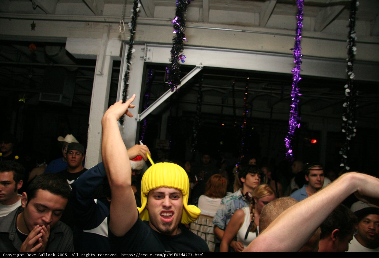 Knife in the Night Club