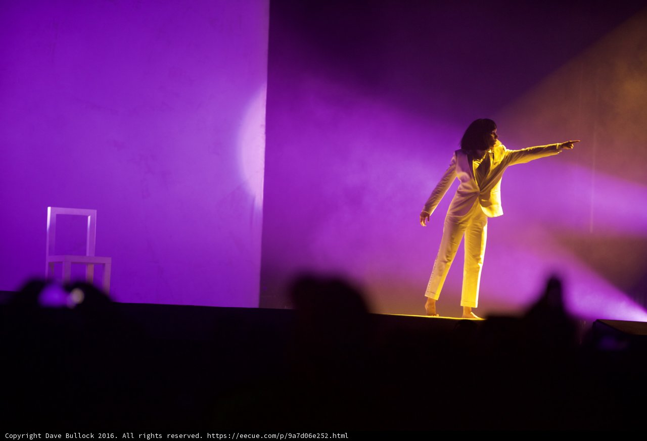 Spotlight on Solo: A White Suit Performance