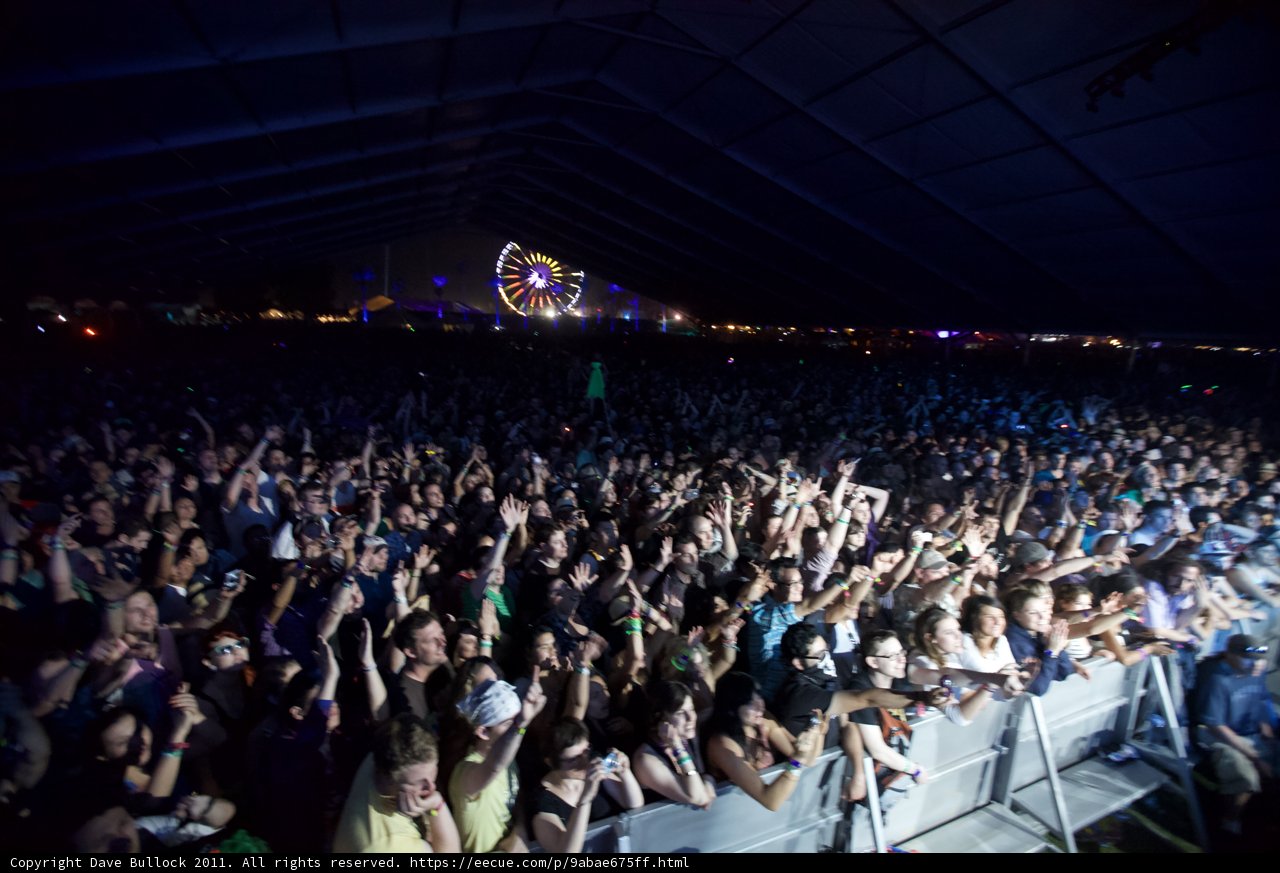 Coachella 2011: A Sea of Hands