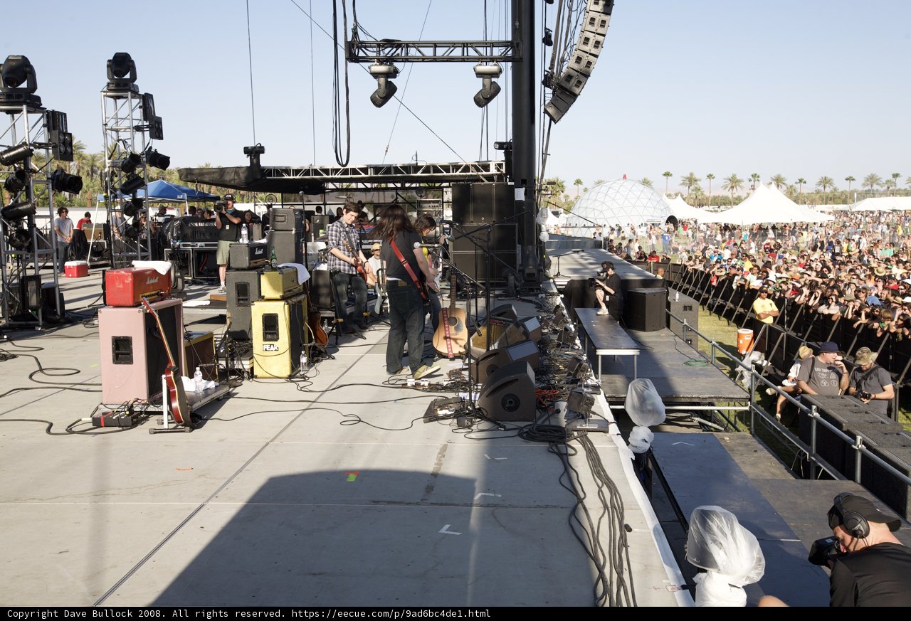 Jamming Under the Blue Sky