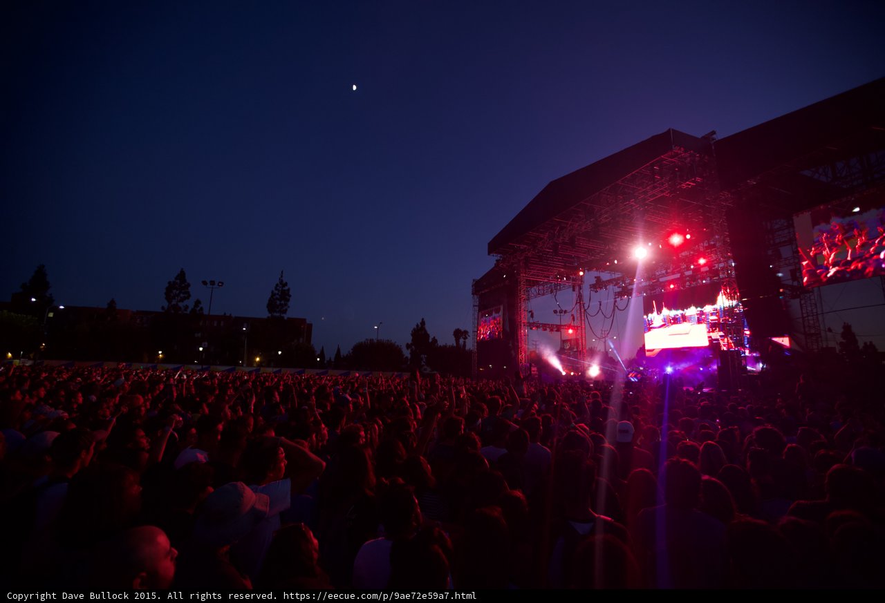 Main Stage Night Moon Red Spotlights