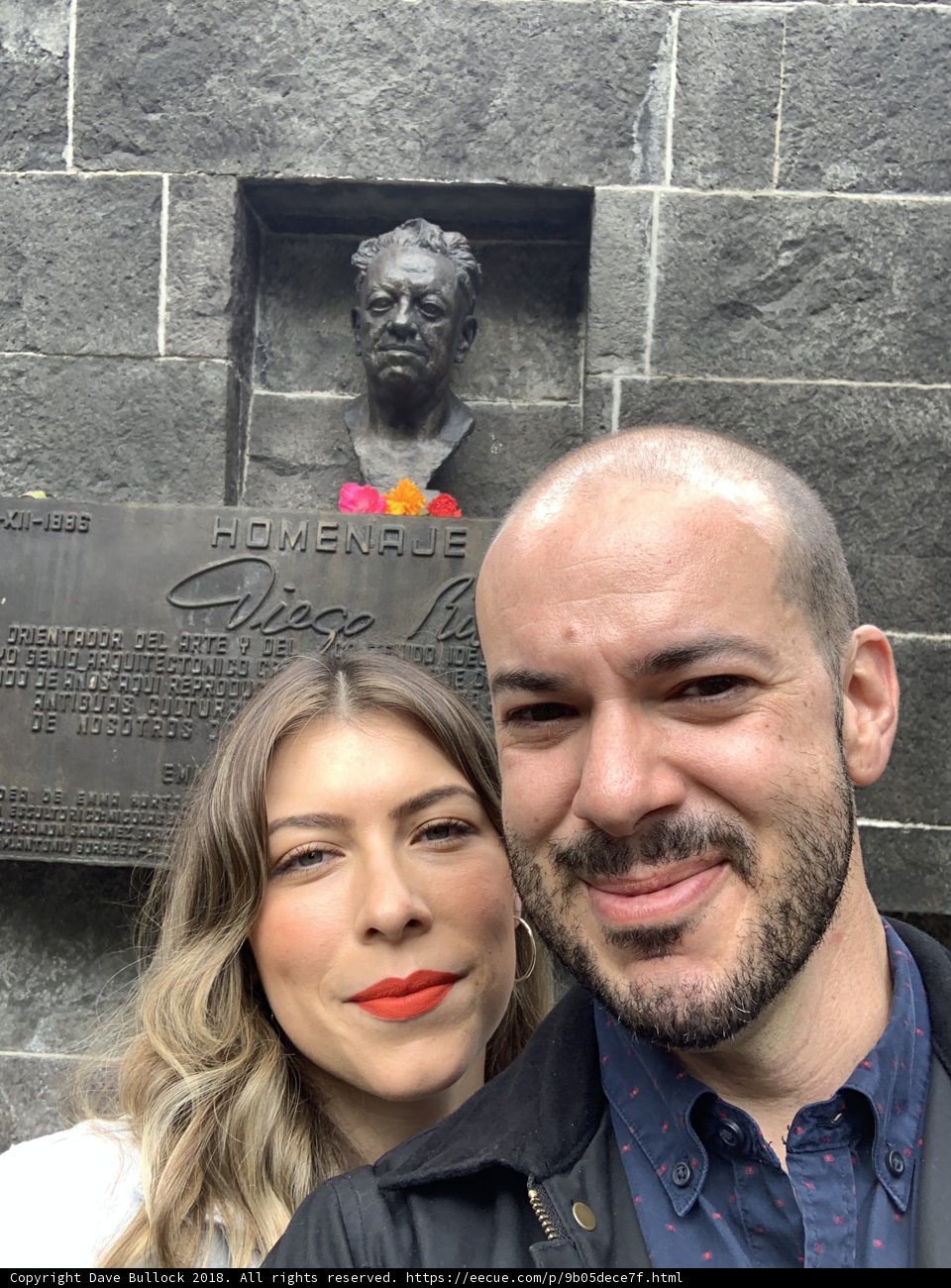 Statue Selfie