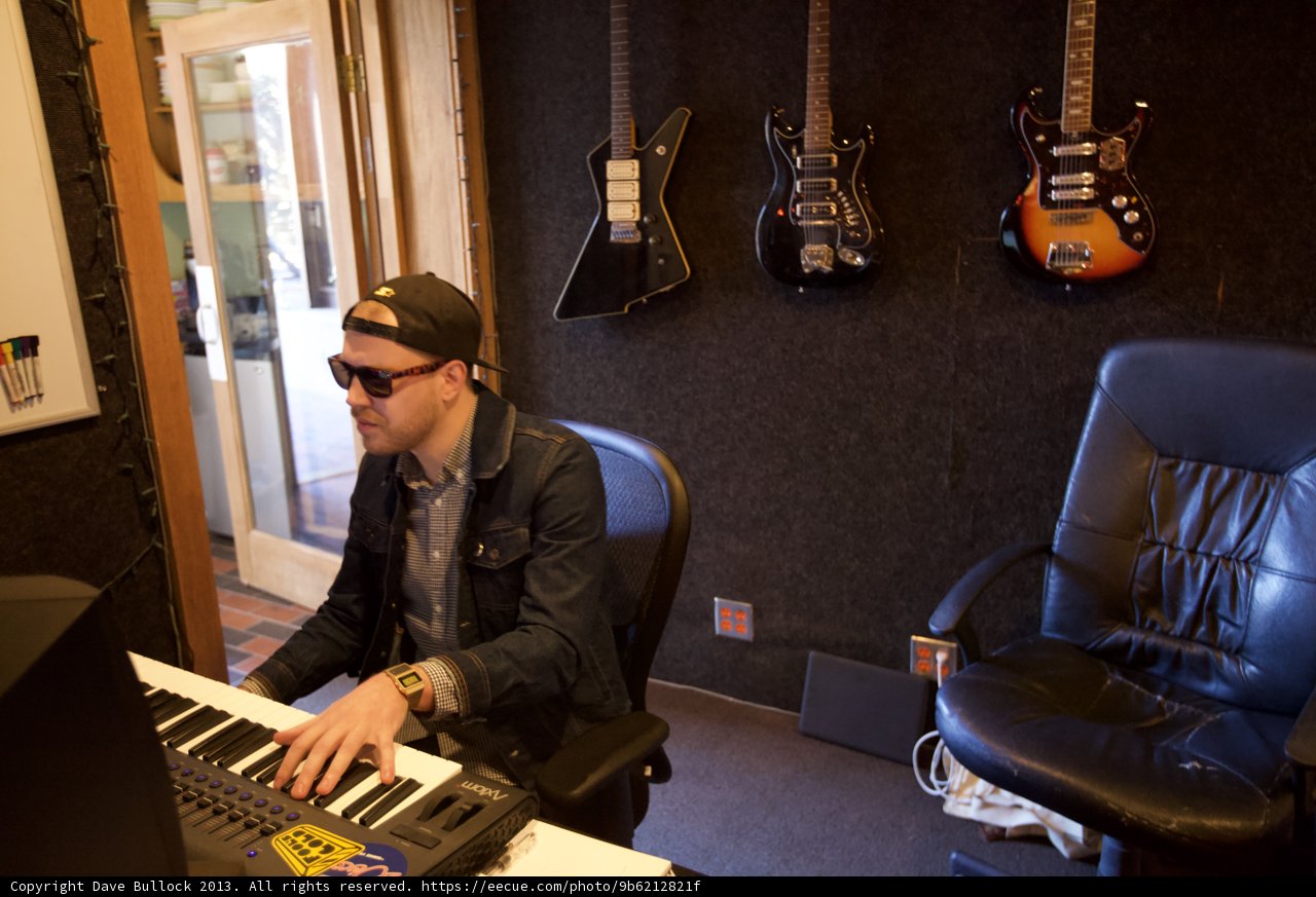 Musical Performance in Shades