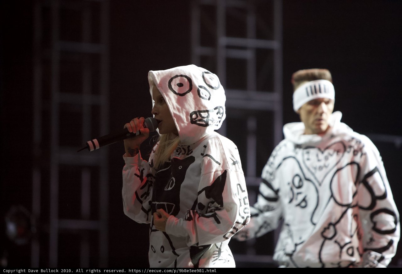 Electrifying Hoodie Performance at Coachella
