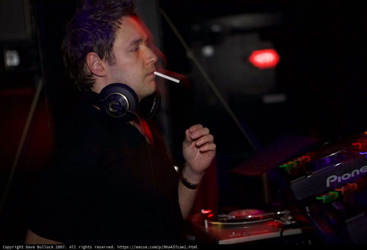 Grooving with Smoke and Beats
