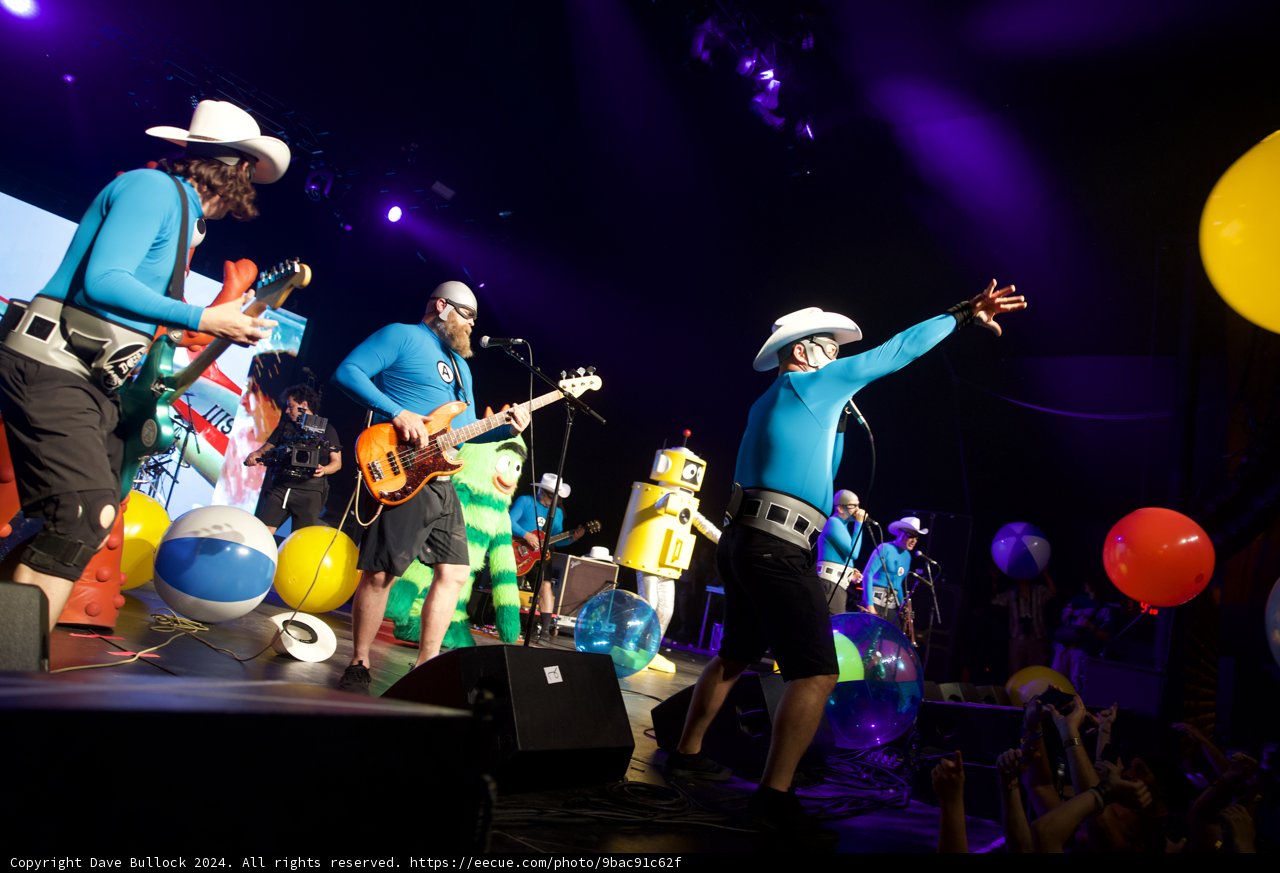 Vibrant Rhythms at Coachella 2024: A Dynamic Group Performance