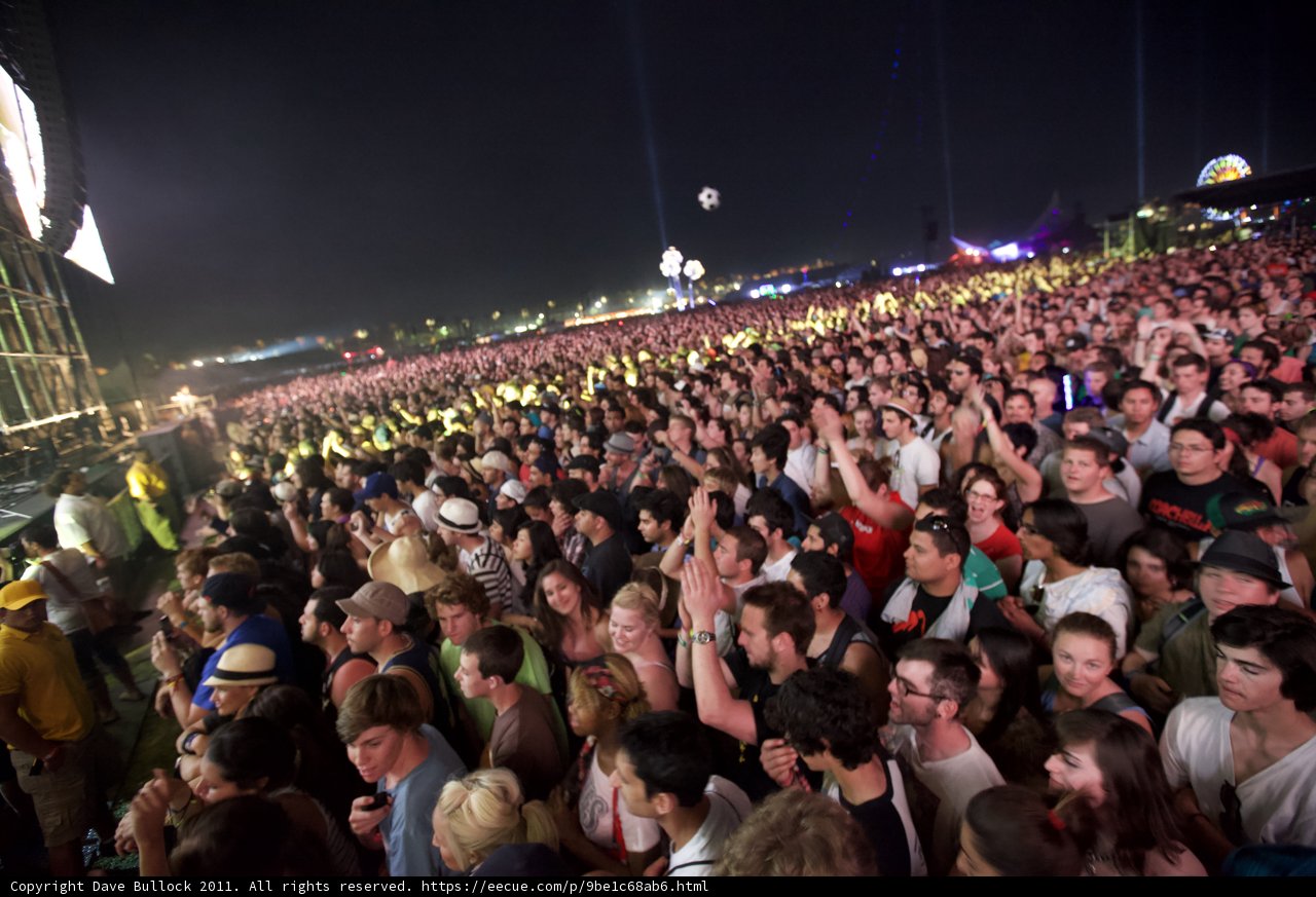 Coachella 2011: Night Sky Meets Music Madness