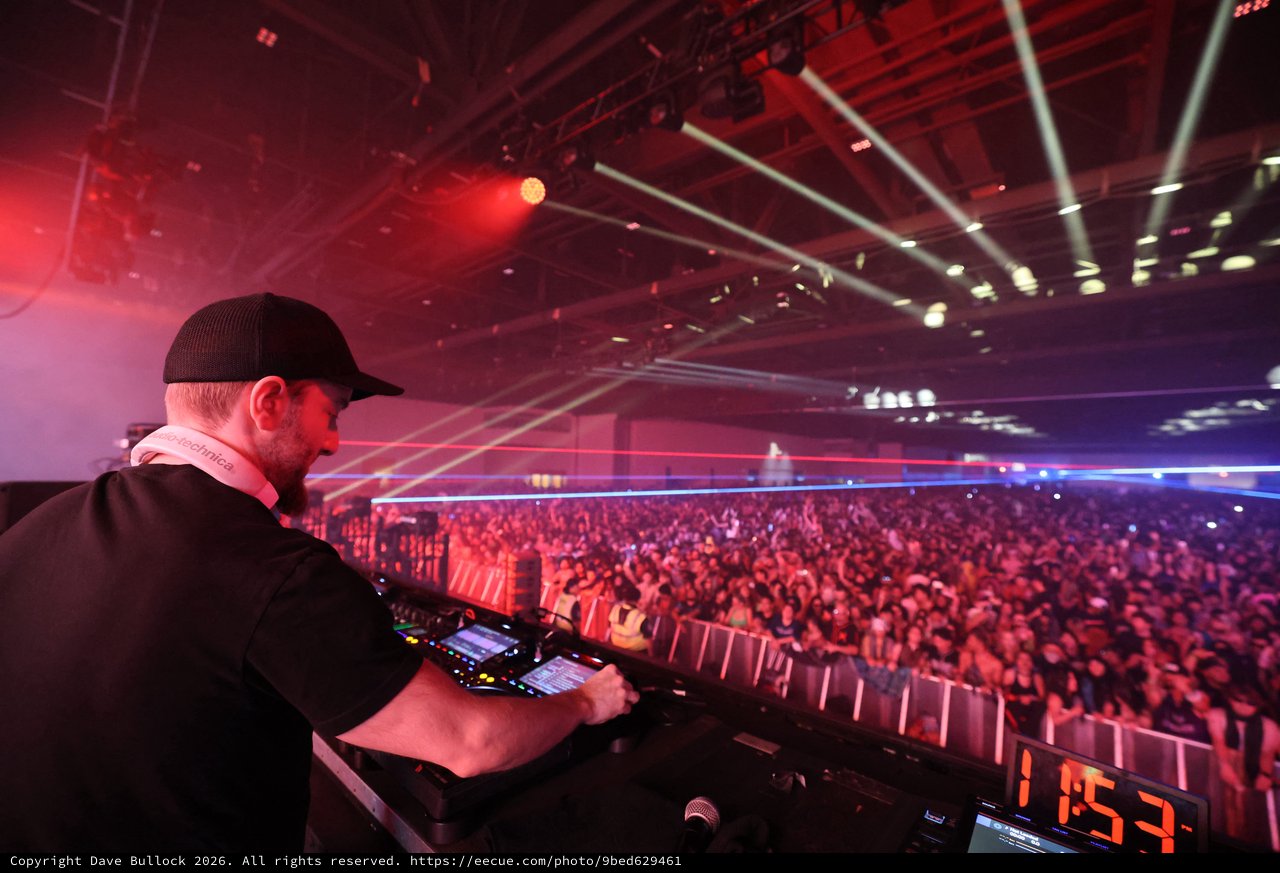 DJ Commands Massive Crowd at Wobbleland 2026