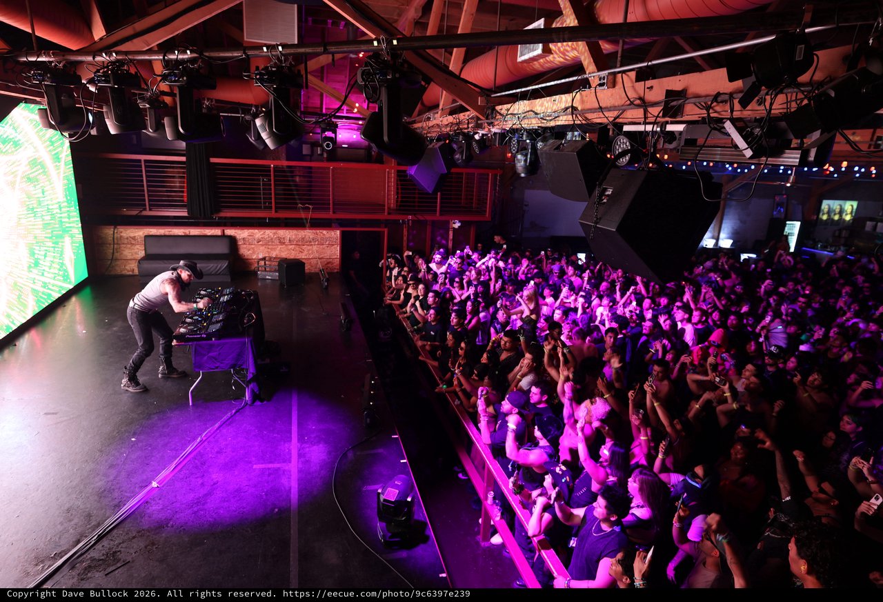 DJ Ignites Packed Dance Floor at Wobbleland 2026