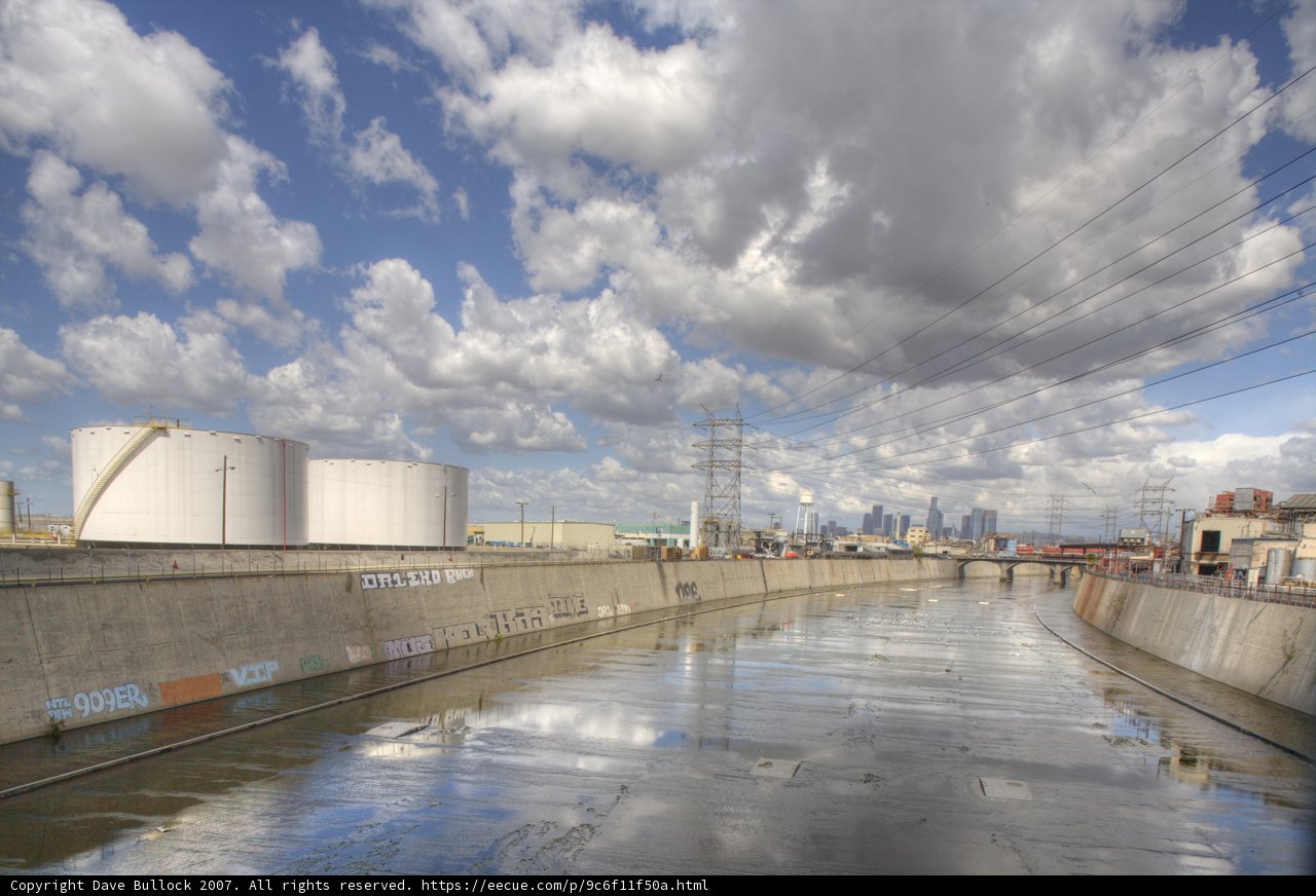 Los Angeles River, Tanks and Downtown