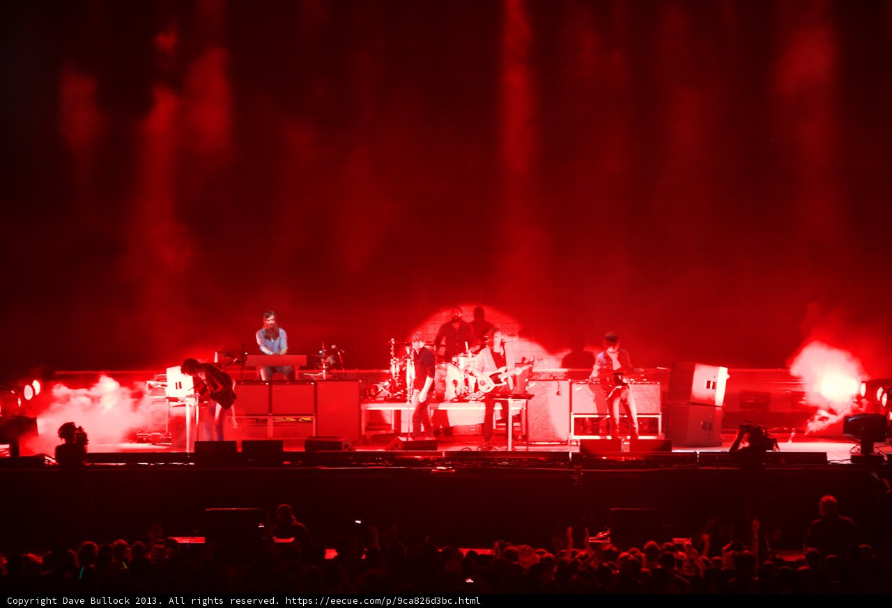 Red Smoke and Rock n' Roll