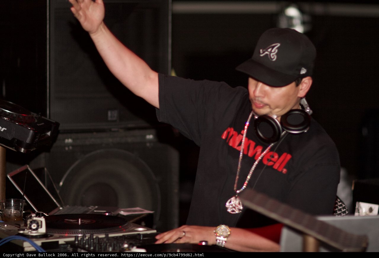 Craze Spinning his Tracks in Style