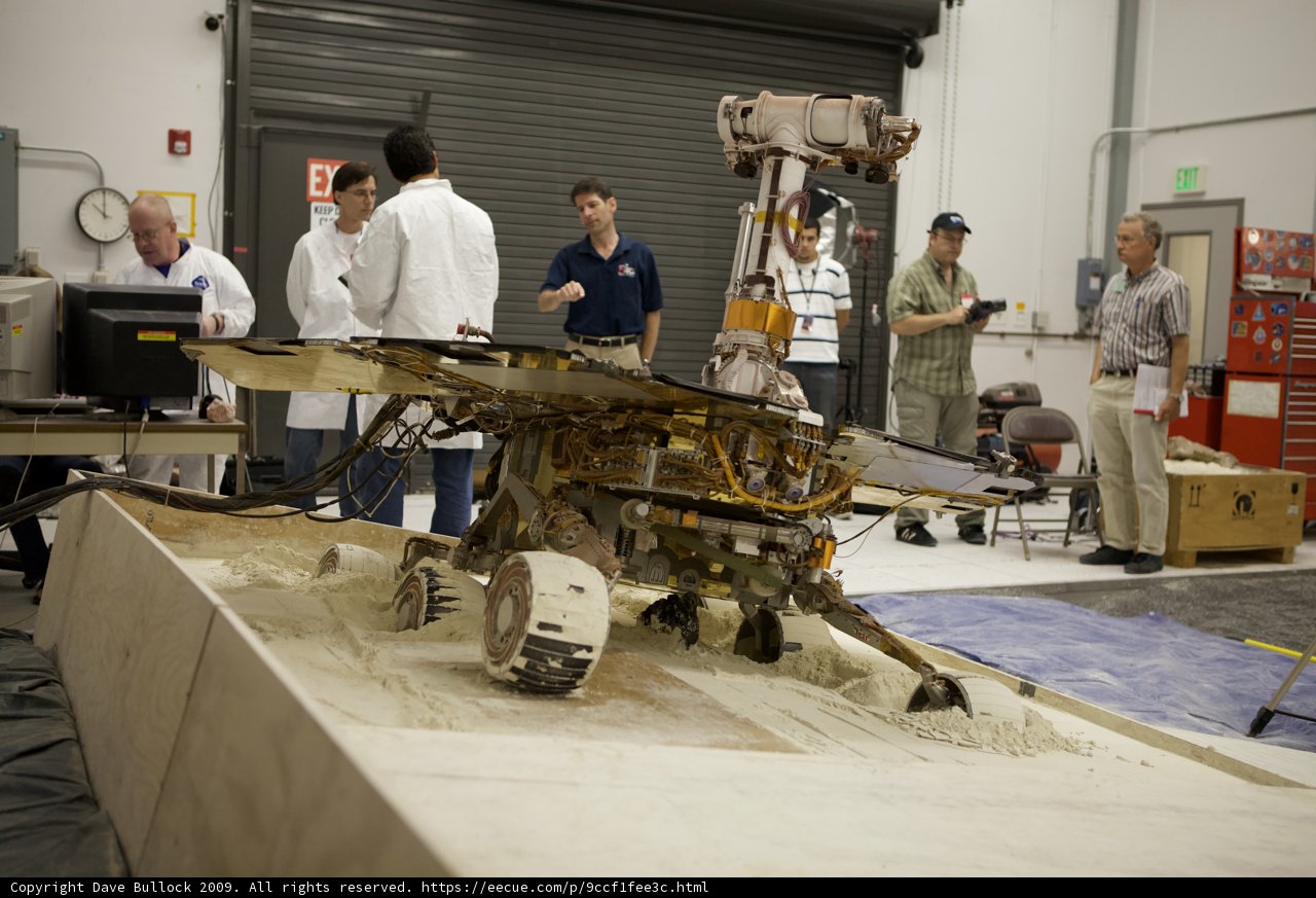 The Unstuck Mars Rover Gets a Check-Up