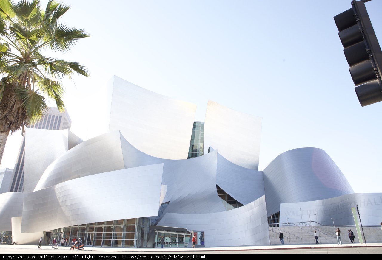 Iconic Metropolis Convention Center