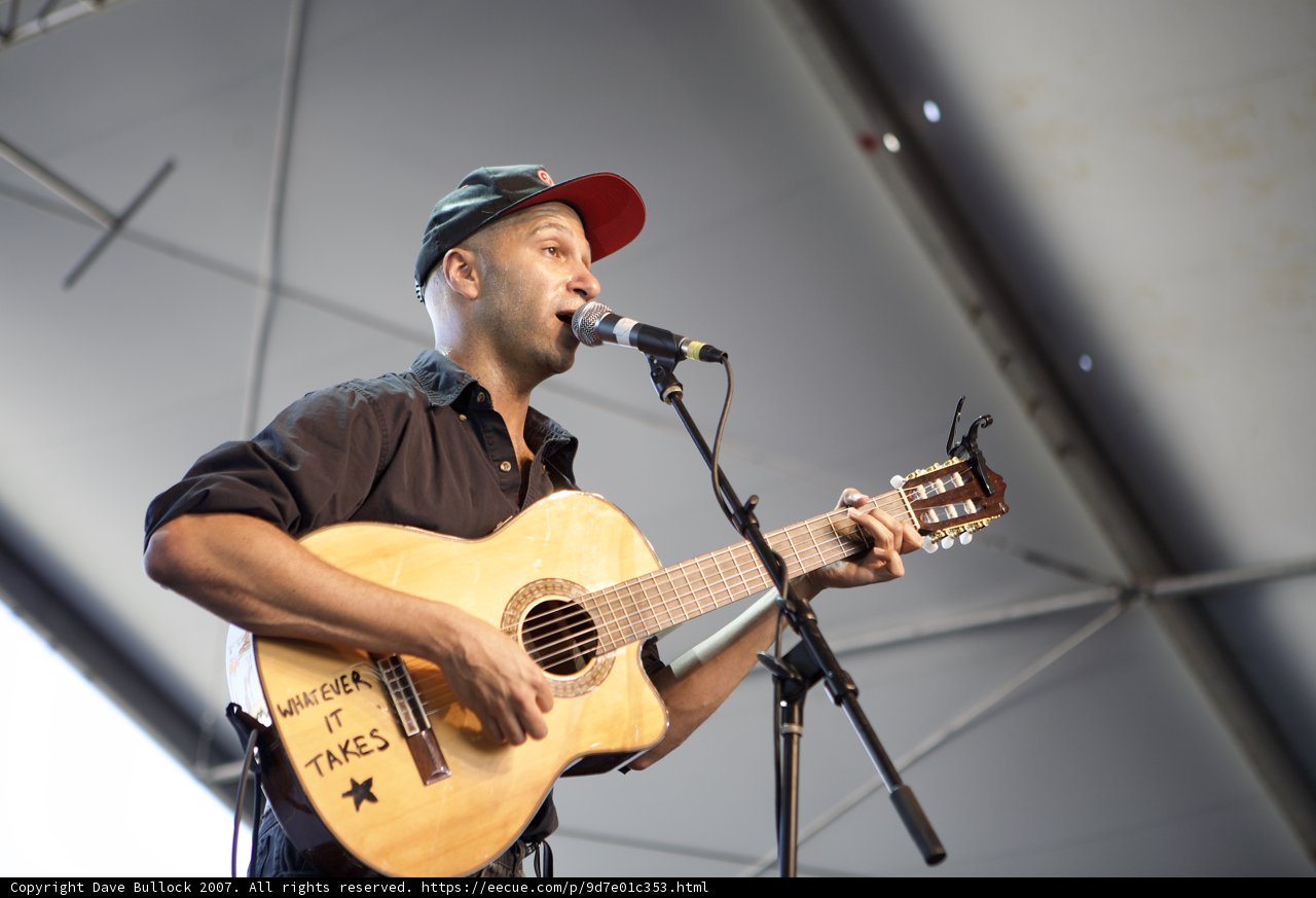 Tom Morello Shreds His Guitar at Coachella