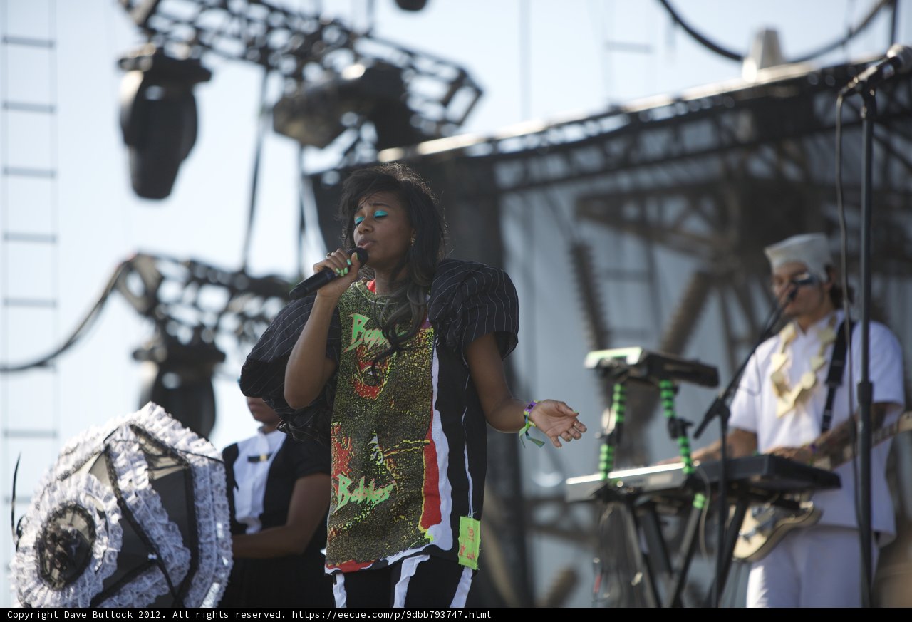 Santigold Rocks the Stage at Coachella 2012